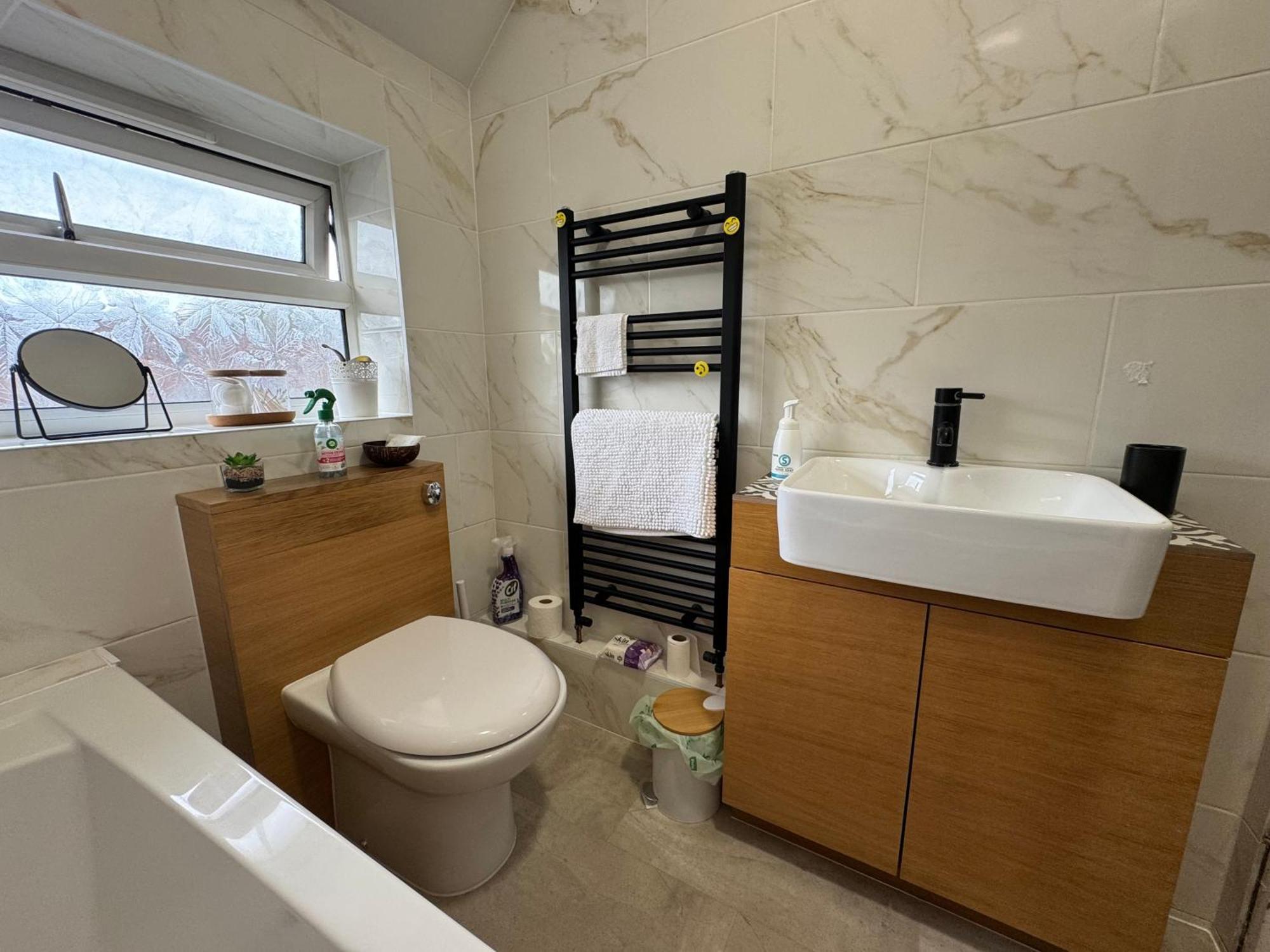 Charming Garden House Pet Friendly